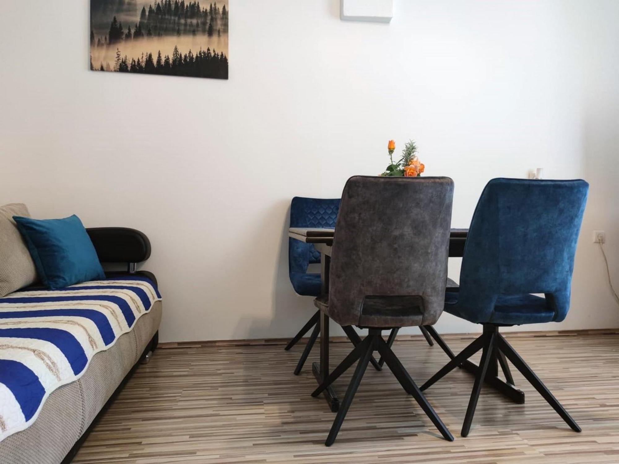 Taja Apartment *